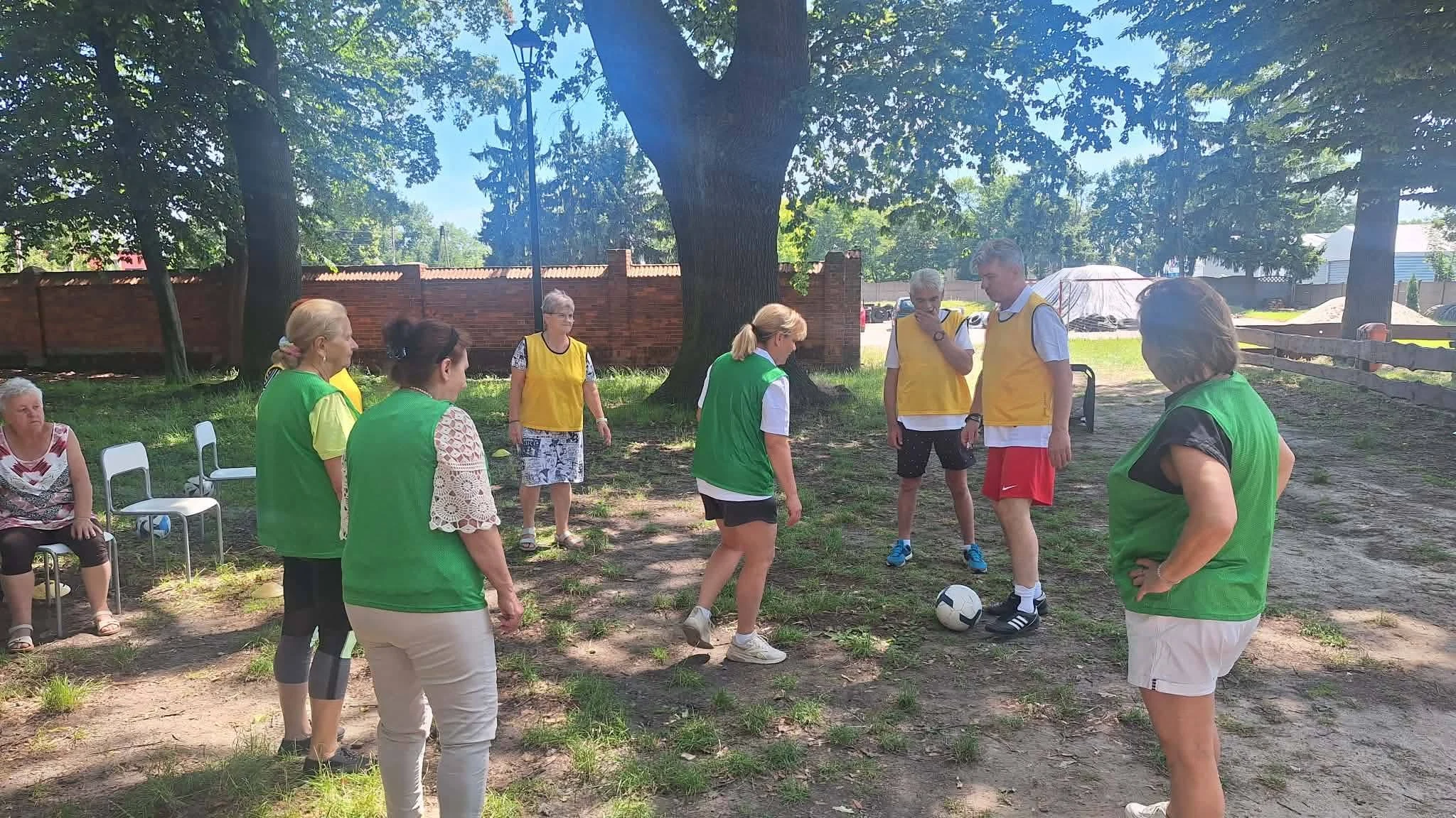 Klub Seniora podsumowuje czerwiec pełen aktywności — zdjęcie 50