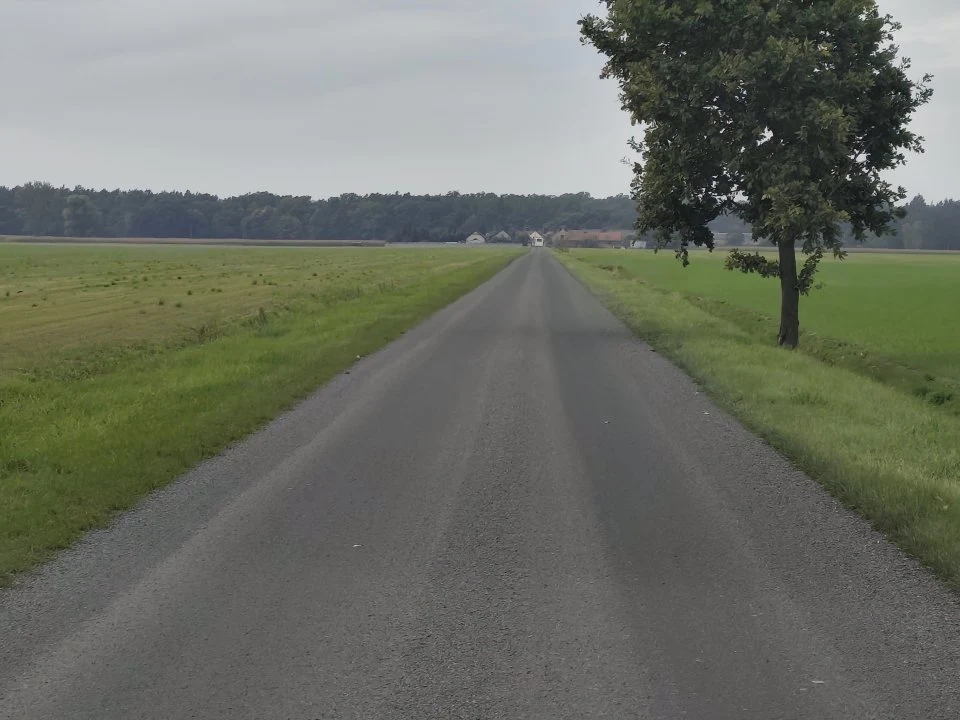 Przebudowa drogi do Szemzdrowa zakończona